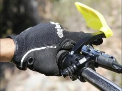 AVS Racing Protège Mains VTT MTB Hand Guard Design -Composants Vtt Soldes 2023 avs racing protege mains vtt mtb hand guard design 3