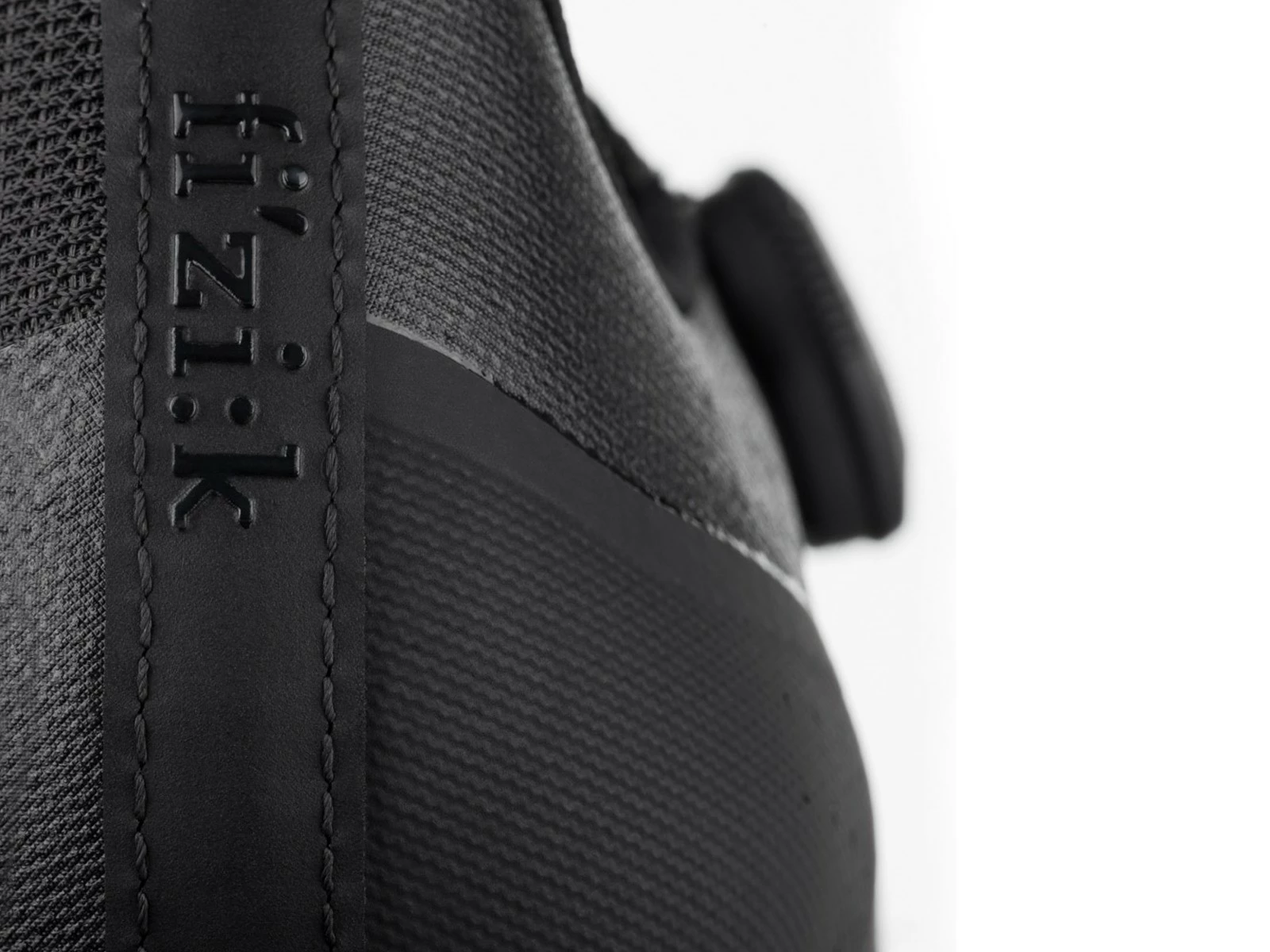 FIZIK Tempo DECOS CARBON Noir Chaussures Vélo De Route 7 FIZIK Tempo DECOS CARBON Noir Chaussures Vélo De Route – Image 5