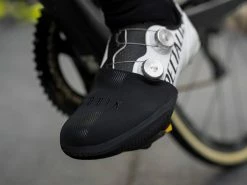 GOBIK Couvre-orteils Neoprene Defender 2.0 9 GOBIK Couvre-orteils Neoprene Defender 2.0 -Composants Vtt Soldes 2023 gobik couvre orteils neoprene defender 20 3