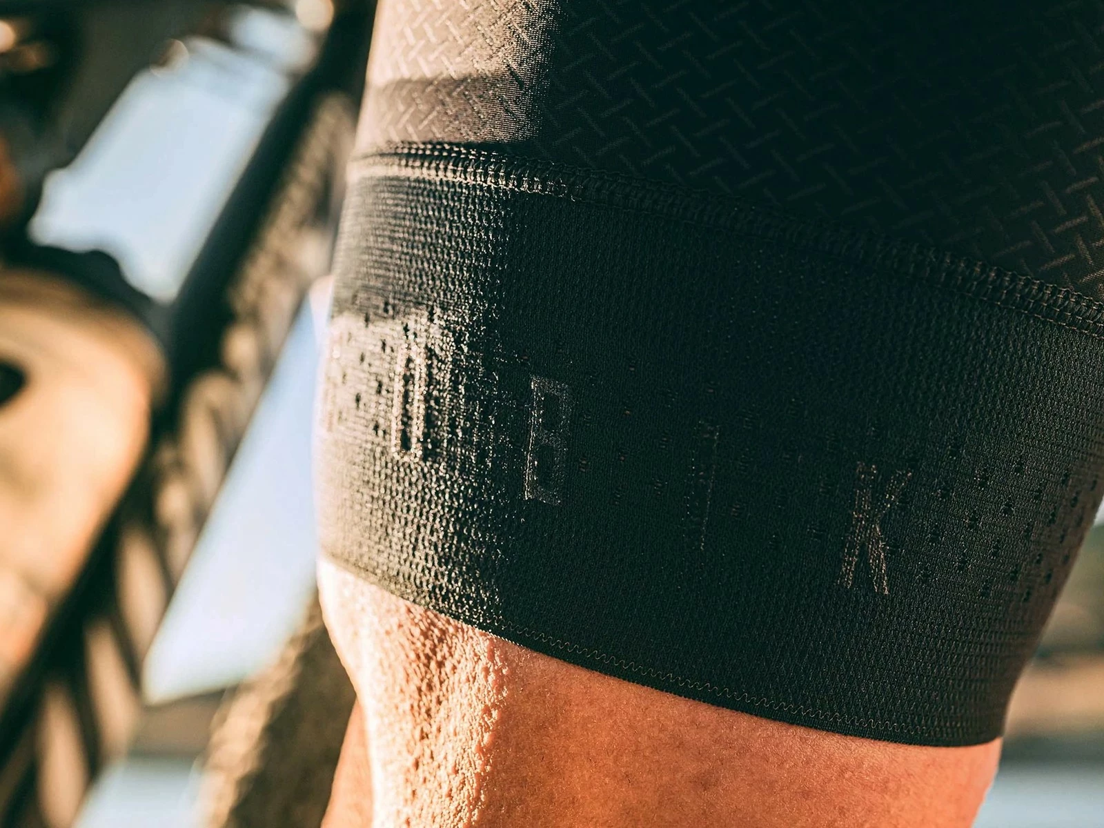 GOBIK Cuissard Court Absolute 5.0 K10 Noir Warm 2023 7 GOBIK Cuissard Court Absolute 5.0 K10 Noir Warm 2023 – Image 5