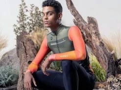 GOBIK SuperCobble Borneo Maillot Manche Longue Cold 2023 8 GOBIK SuperCobble Borneo Maillot Manche Longue Cold 2023 -Composants Vtt Soldes 2023 gobik supercobble borneo maillot manche longue cold 2023 2