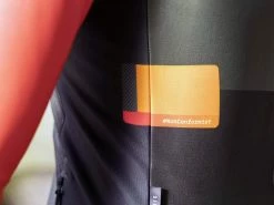 GOBIK SuperCobble Borneo Maillot Manche Longue Cold 2023 9 GOBIK SuperCobble Borneo Maillot Manche Longue Cold 2023 -Composants Vtt Soldes 2023 gobik supercobble borneo maillot manche longue cold 2023 3