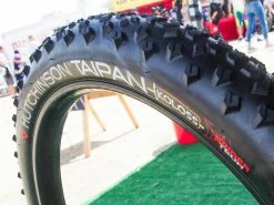 HUTCHINSON Taipan Koloss Pneu Souple Tubeless Ready - 29 X 2,6 Pouces -Composants Vtt Soldes 2023 hutchinson taipan koloss pneu souple tubeless ready 29 x 26 pouces 2