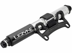 LEZYNE Grip Drive HP Pompe à Main + Support Cadre Vélo 12 LEZYNE Grip Drive HP Pompe à Main + Support Cadre Vélo -Composants Vtt Soldes 2023 lezyne grip drive hp pompe a main rouge support cadre velo 4