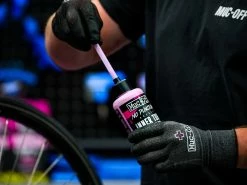 MUC-OFF Inner Tube Sealant Liquide Préventif - 300 Ml 20 MUC-OFF Inner Tube Sealant Liquide Préventif - 300 Ml -Composants Vtt Soldes 2023 muc off inner tube sealant liquide preventif 300 ml 7