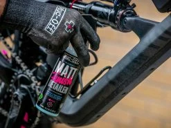 MUC-OFF Matt Finish Detailer Lustrant Peinture Mat - Spray 450ml -Composants Vtt Soldes 2023 muc off matt finish detailer lustrant peinture mat spray 450ml 4