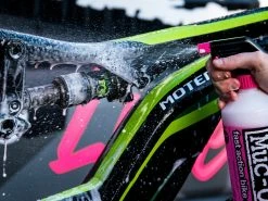MUC-OFF Nano Tech Nettoyant Instantané Pour Vélo - Spray 1L -Composants Vtt Soldes 2023 muc off nano tech nettoyant instantane pour velo spray 1l 3
