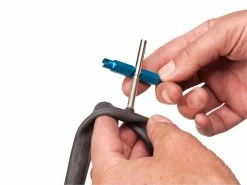 PARK TOOL Clef Pour Obus De Valve VC-1 12 PARK TOOL Clef Pour Obus De Valve VC-1 -Composants Vtt Soldes 2023 park tool clef pour obus de valve vc 1 4