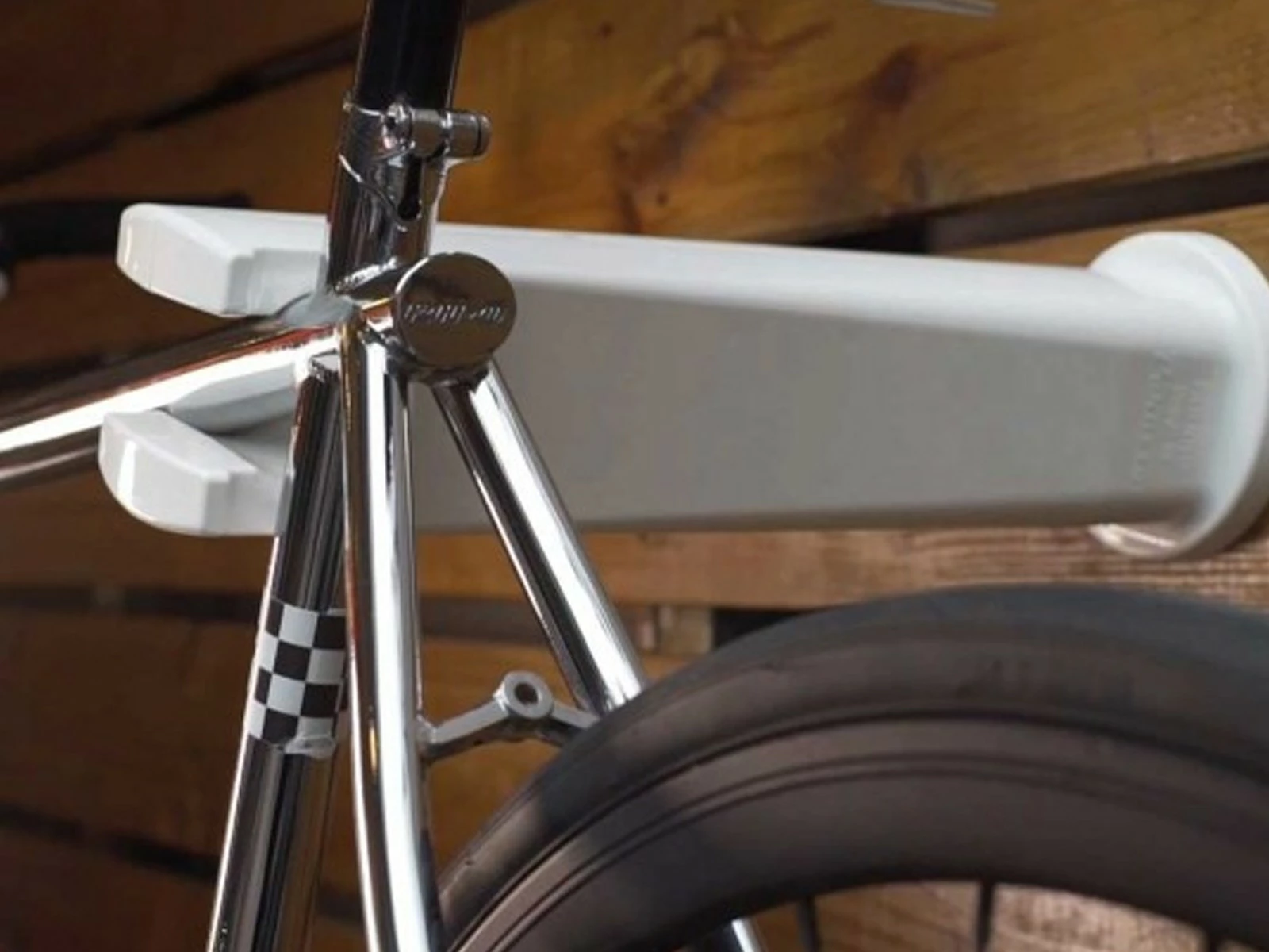 PERUZZO Cool Bike Rack Support Mural 1 Vélo 4 PERUZZO Cool Bike Rack Support Mural 1 Vélo – Image 2