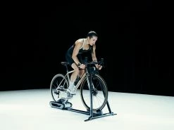 WAHOO FITNESS Bundle Kickr Rollr Smart Bike -Composants Vtt Soldes 2023 wahoo fitness bundle kickr rollr smart bike 5