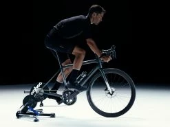 WAHOO FITNESS Home Trainer Kickr V6 Wifi -Composants Vtt Soldes 2023 wahoo fitness home trainer kickr v6 wifi 2